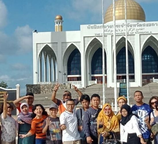 paket tour 3 negara